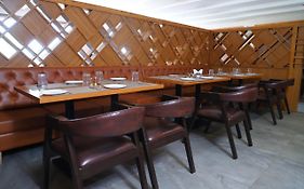 Hotel Royal Hillton Paonta Sahib